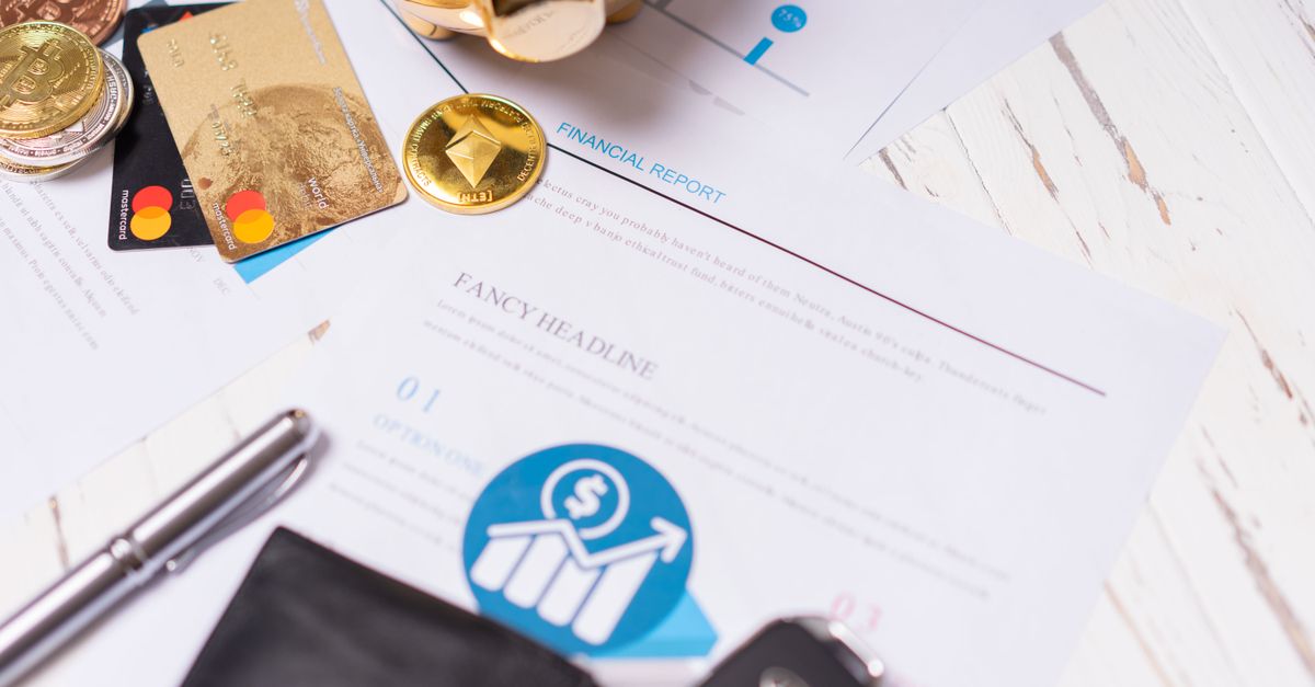 Depositing Over $10,000 Cash at a Bank — What Actually Happens with a CTR Filing