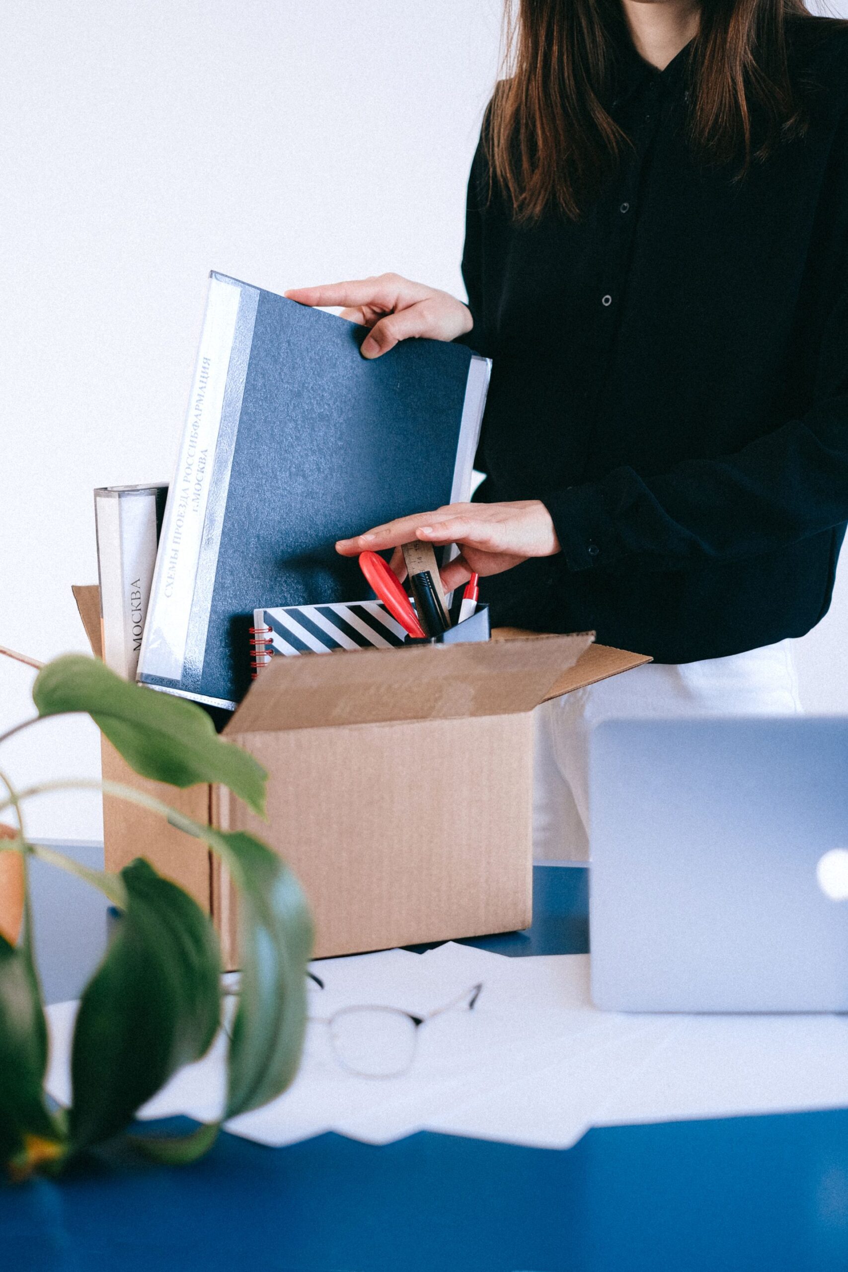 H1B layoff packing up desk